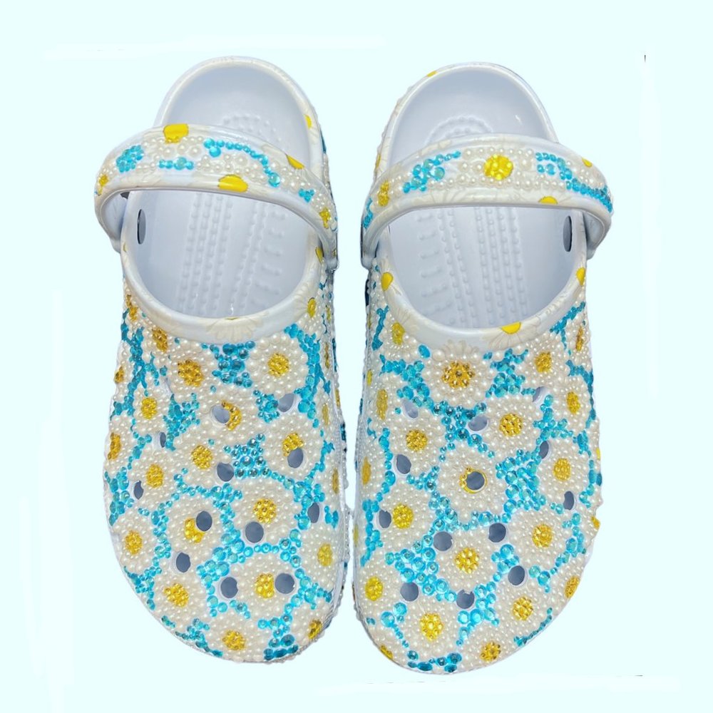 NEW CROCS Custom Bling Baya Seasonal Floral Bedazzled Rhinestones & Pearl Clog
